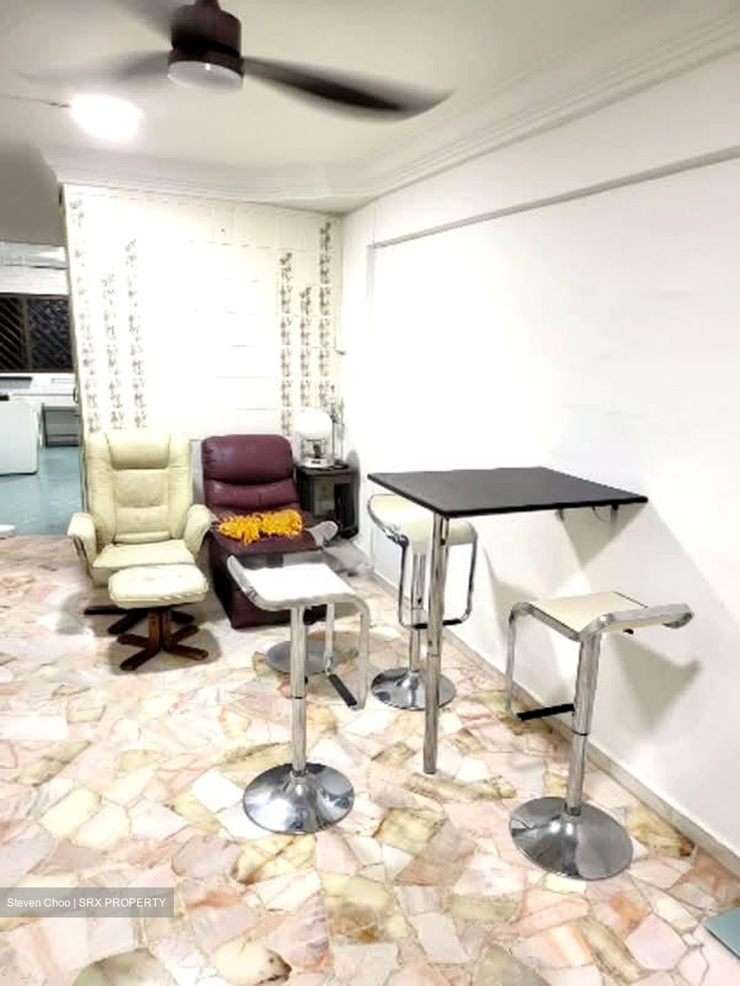 Blk 210 Jurong East Street 21 (Jurong East), HDB 3 Rooms #573719311